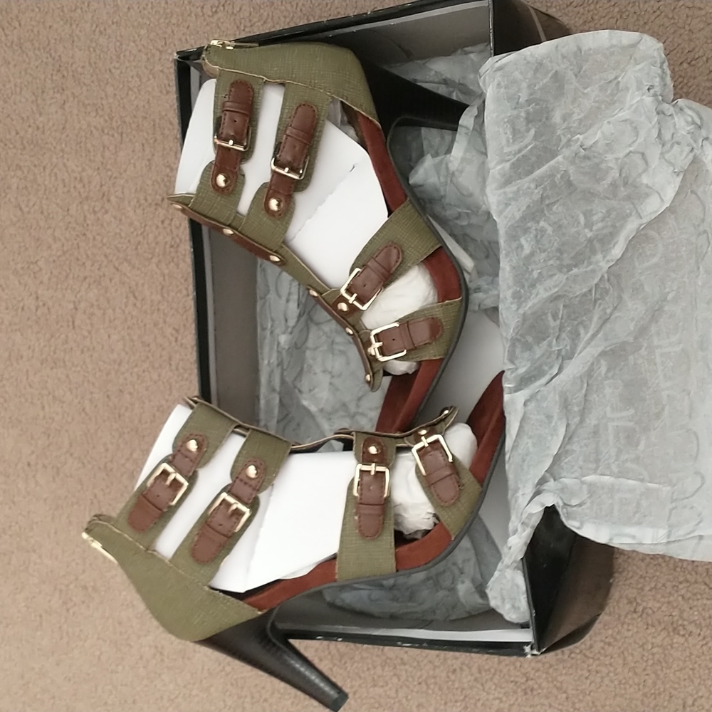 Women's Shoes